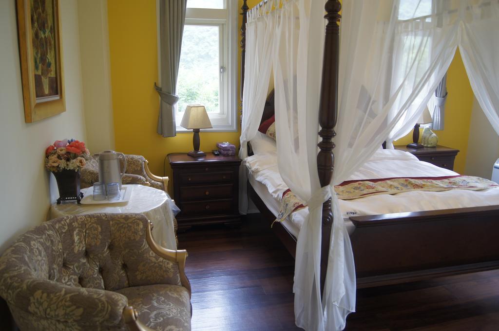 Left Bank Bnb Csiaohszi Kültér fotó