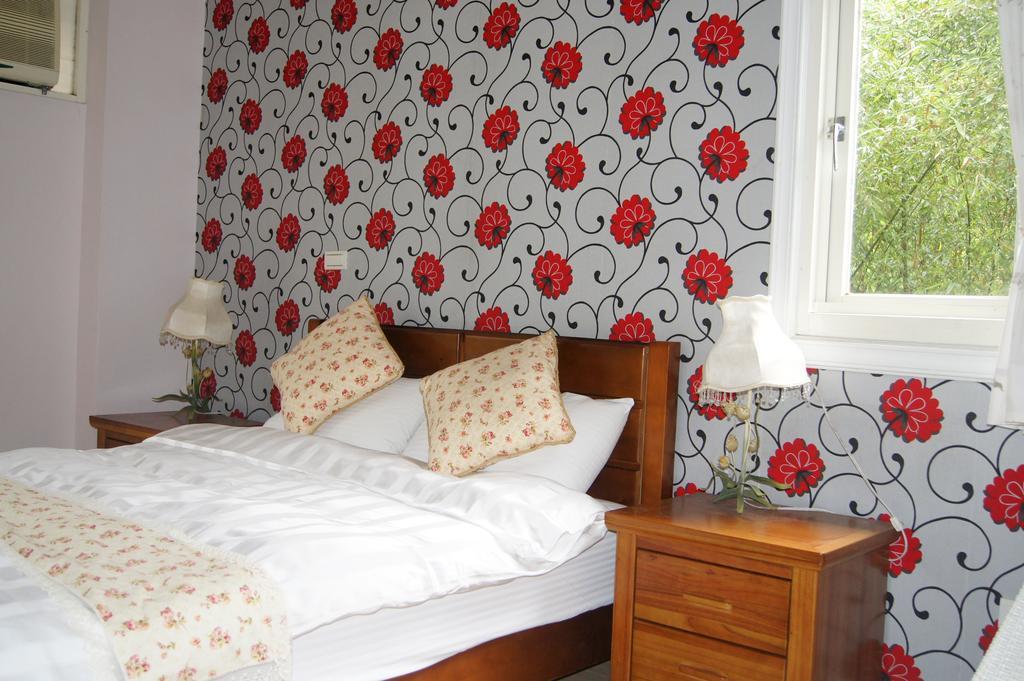 Left Bank Bnb Csiaohszi Kültér fotó