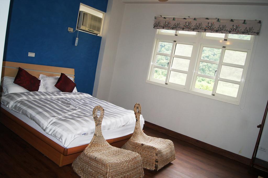 Left Bank Bnb Csiaohszi Kültér fotó