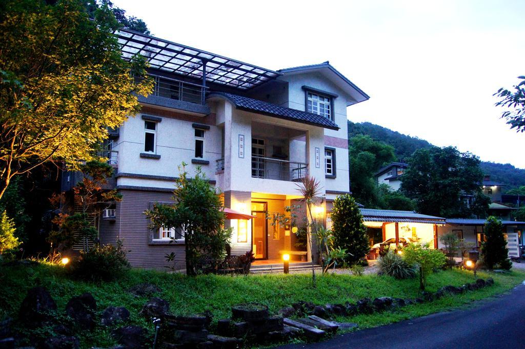 Left Bank Bnb Csiaohszi Kültér fotó